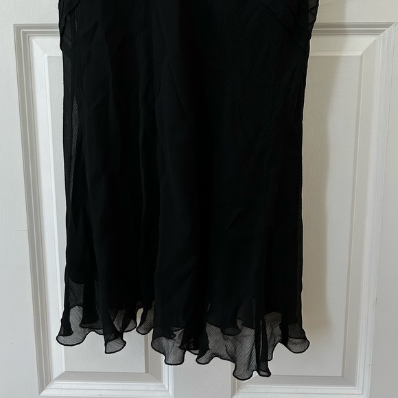 Jones New York silk dress - Picture 2 of 2